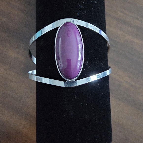 Silver Cuff Bracelet with Purple Stone - Picture 2 of 3